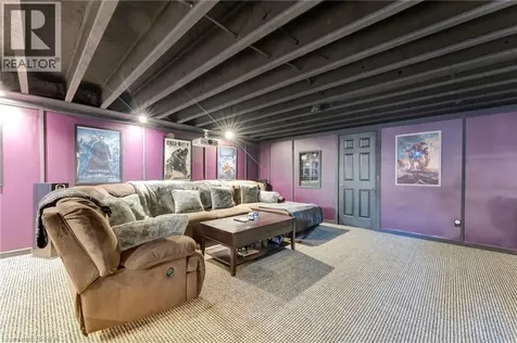 1 Bowen Lane Brantford ON N3T 6G3
