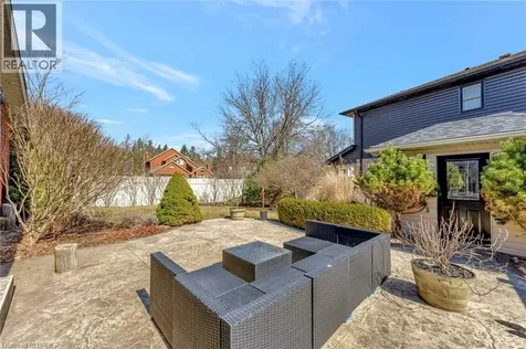 1 Bowen Lane Brantford ON N3T 6G3