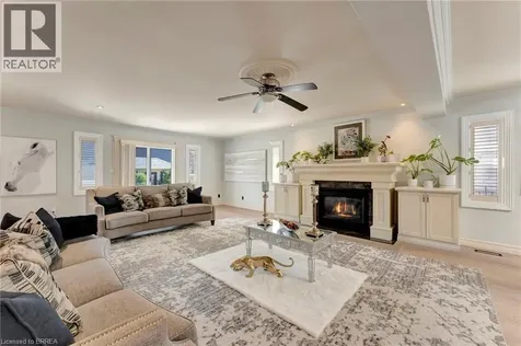 1 Bowen Lane Brantford ON N3T 6G3