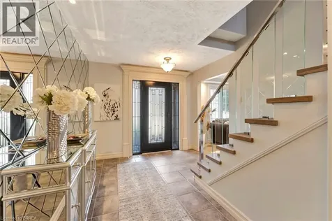 1 Bowen Lane Brantford ON N3T 6G3