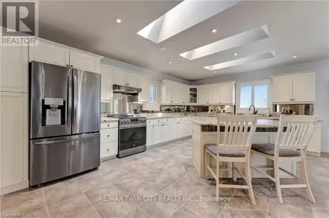 1 Bowen Lane Brantford ON N3T 6G3