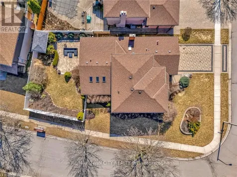 1 Bowen Lane Brantford ON N3T 6G3
