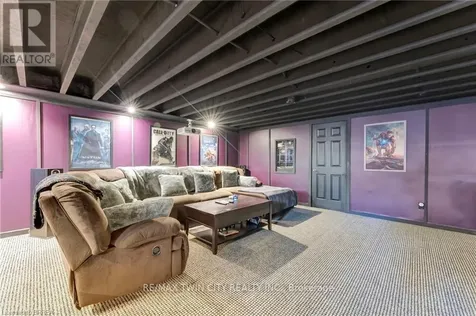 1 Bowen Lane Brantford ON N3T 6G3