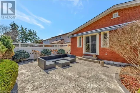 1 Bowen Lane Brantford ON N3T 6G3