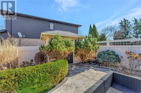1 Bowen Lane Brantford ON N3T 6G3