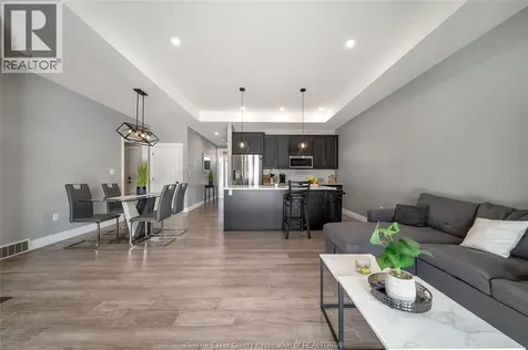 410 Caserta Crescent Lakeshore ON N0R 1Z0