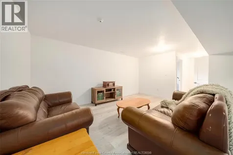 410 Caserta Crescent Lakeshore ON N0R 1Z0