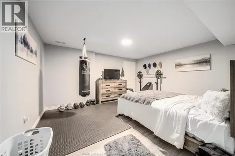410 Caserta Crescent Lakeshore ON N0R 1Z0