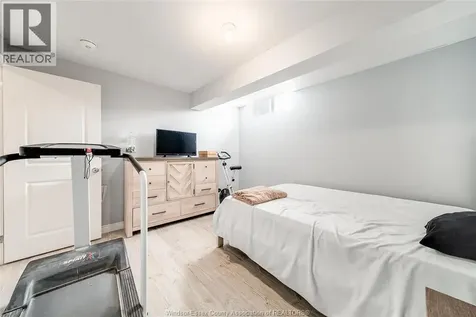 410 Caserta Crescent Lakeshore ON N0R 1Z0