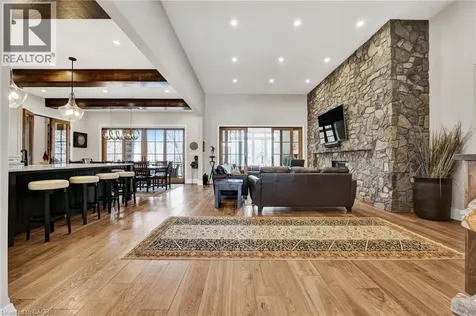 44 Pioneer Ridge Drive Kitchener ON N2P 0G6