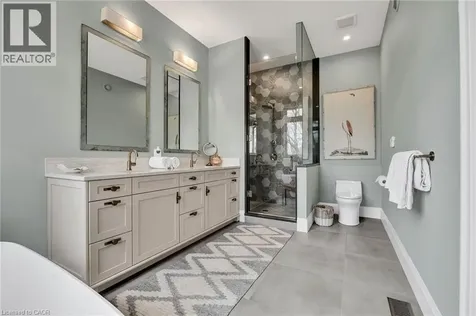 44 Pioneer Ridge Drive Kitchener ON N2P 0G6