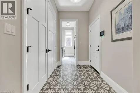 44 Pioneer Ridge Drive Kitchener ON N2P 0G6