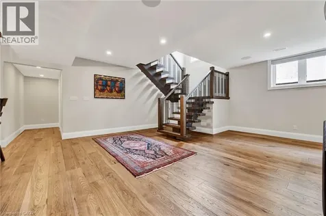 44 Pioneer Ridge Drive Kitchener ON N2P 0G6