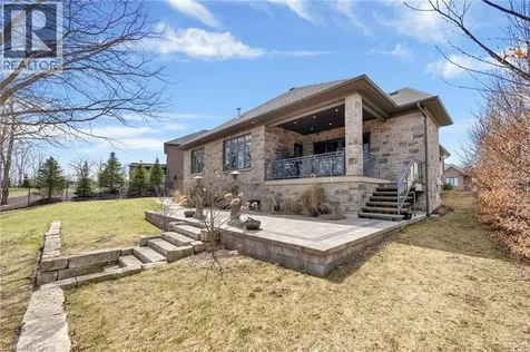 44 Pioneer Ridge Drive Kitchener ON N2P 0G6