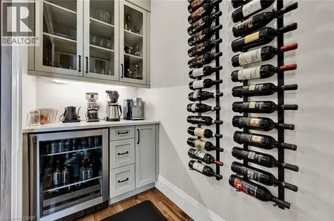 44 Pioneer Ridge Drive Kitchener ON N2P 0G6