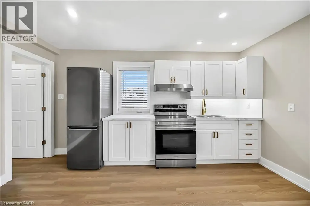 1466 Main Street East Hamilton ON L8K 1C6
