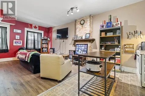 35 Perth Street Brockville ON K6V 5C3