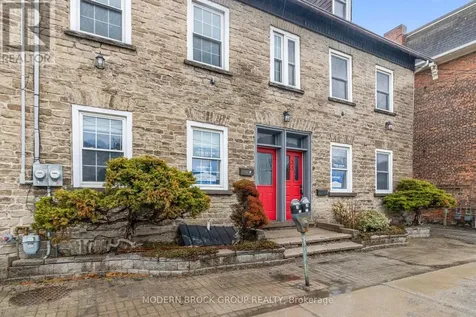 35 Perth Street Brockville ON K6V 5C3