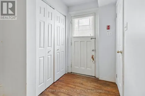 35 Perth Street Brockville ON K6V 5C3