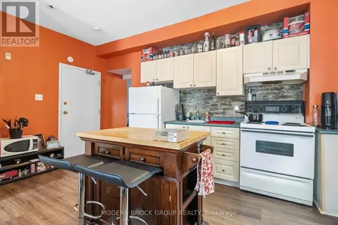 33 Perth Street Brockville ON K6V 5C3
