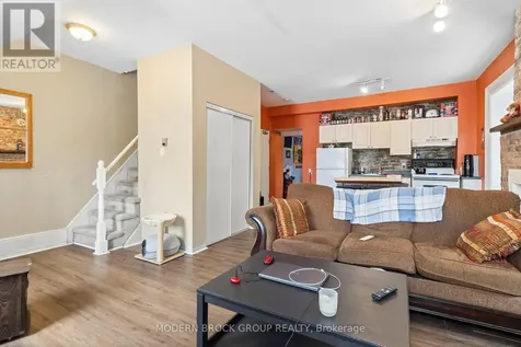 33 Perth Street Brockville ON K6V 5C3