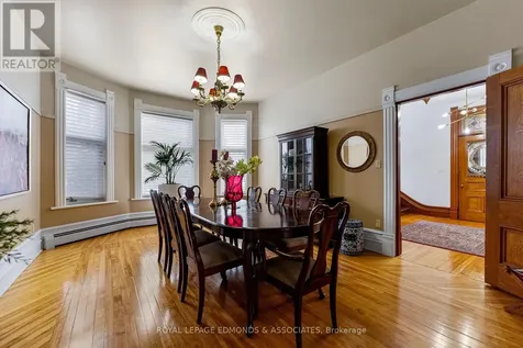 307 Maple Avenue Pembroke ON K8A 1L8
