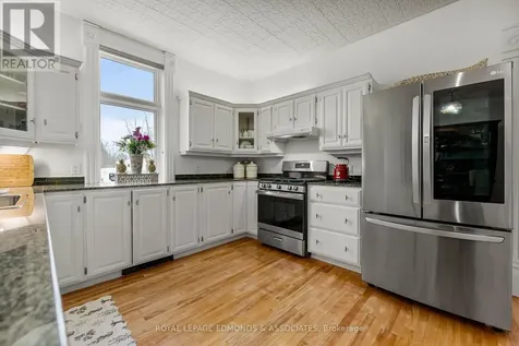 307 Maple Avenue Pembroke ON K8A 1L8