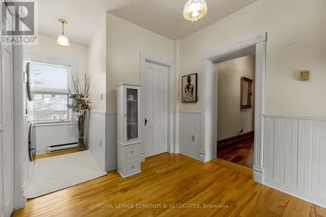 307 Maple Avenue Pembroke ON K8A 1L8