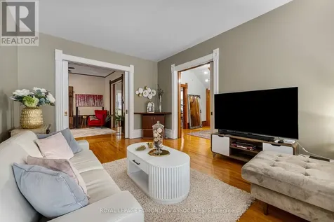 307 Maple Avenue Pembroke ON K8A 1L8