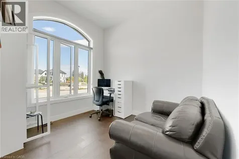7266 Silver Creek Circle London ON N6P 0G9