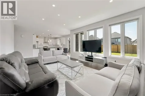 7266 Silver Creek Circle London ON N6P 0G9
