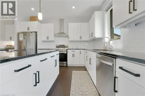 7266 Silver Creek Circle London ON N6P 0G9