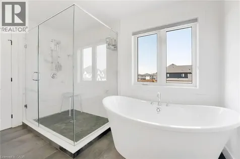 7266 Silver Creek Circle London ON N6P 0G9