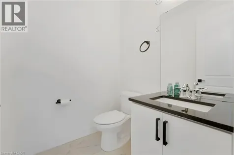 7266 Silver Creek Circle London ON N6P 0G9