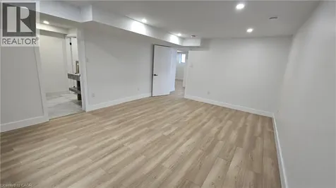 7266 Silver Creek Circle London ON N6P 0G9