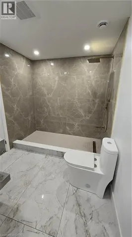 7266 Silver Creek Circle London ON N6P 0G9