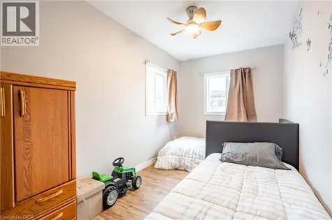 4588 Martha Lane Beamsville ON L0R 1B1