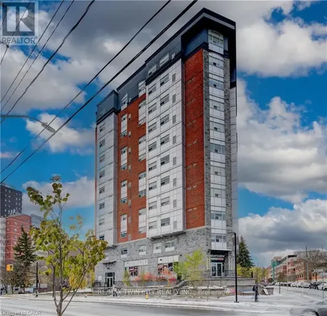 185 King Street North Waterloo ON N2J 0E1
