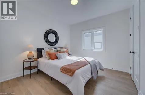 54 Jacob Detweiller Drive Kitchener ON N2P 0K7