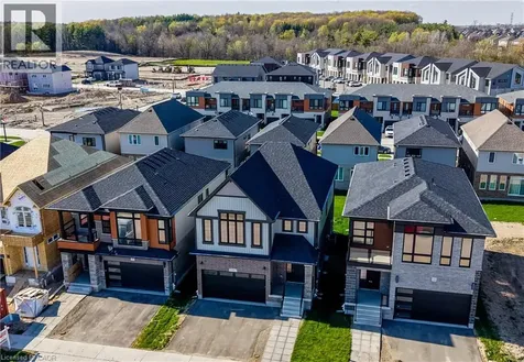 54 Jacob Detweiller Drive Kitchener ON N2P 0K7