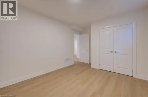 54 Jacob Detweiller Drive Kitchener ON N2P 0K7