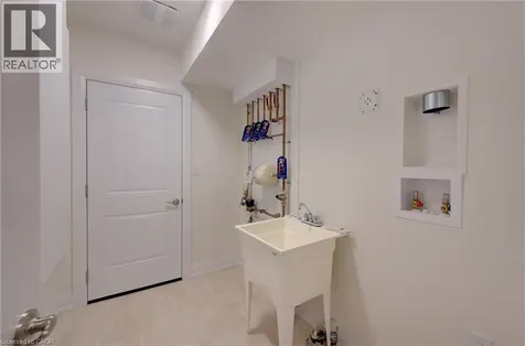 54 Jacob Detweiller Drive Kitchener ON N2P 0K7