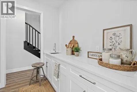 257 Ladyslipper Drive Waterloo ON N2V 0C3
