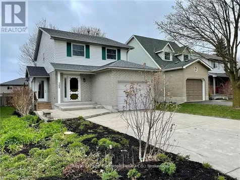 792 Mackendrick Drive Kincardine ON N2Z 3A5