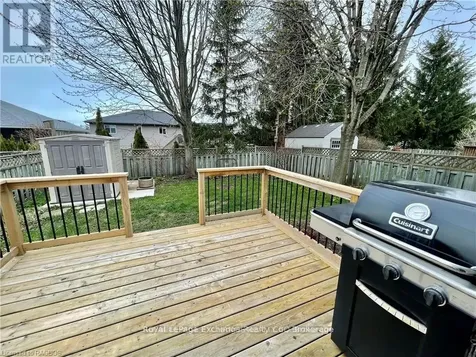 792 Mackendrick Drive Kincardine ON N2Z 3A5