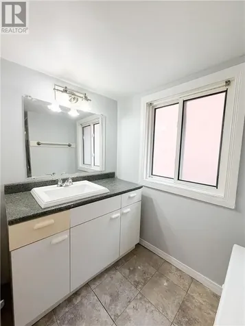 381 Bessie Avenue Sudbury ON P3C 4H6