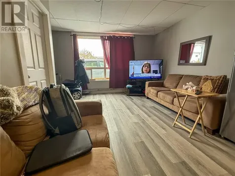 381 Bessie Avenue Sudbury ON P3C 4H6