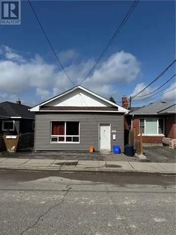 381 Bessie Avenue Sudbury ON P3C 4H6