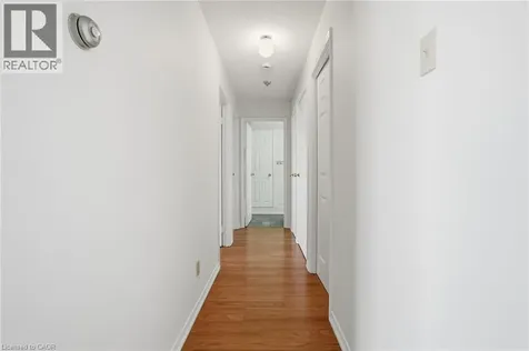 9 Bonheur Court Brantford ON N3P 1Z5