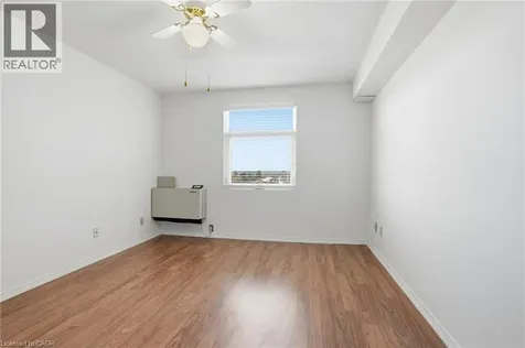 9 Bonheur Court Brantford ON N3P 1Z5